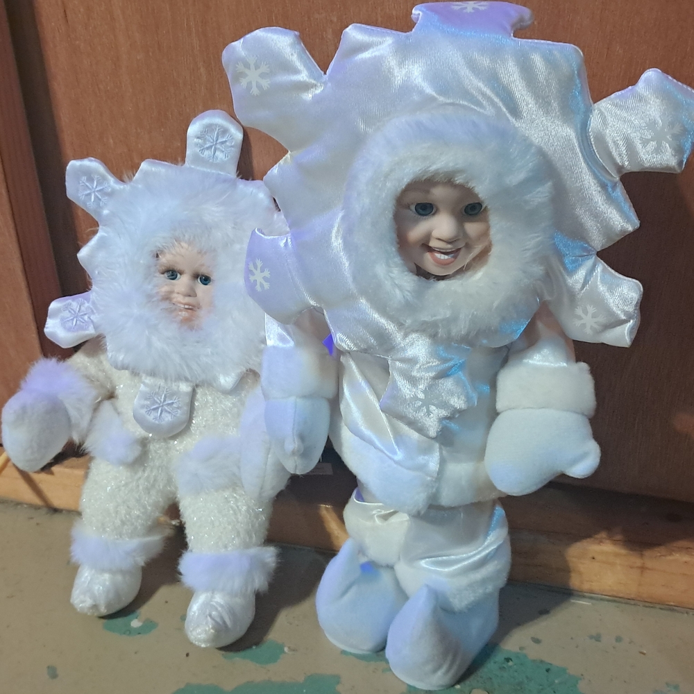 Snowflake Babies Plush Dolls -vintage Christmas Decor
